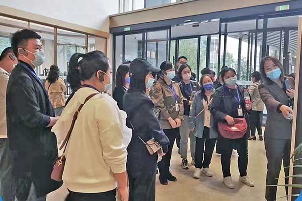 溫州瑞安無(wú)線講解器出租賃 假期研學(xué) 企業(yè)參觀考察